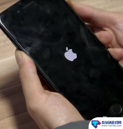 苹果手机卡顿怎么关机 iphone苹果手机卡死怎么强制关机重启