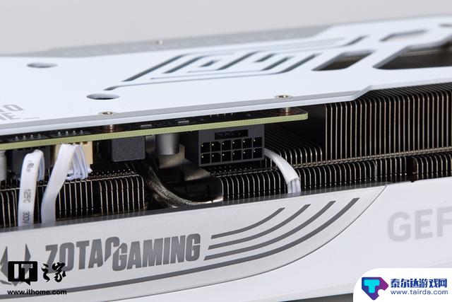 挑战4K光追游戏：索泰RTX 4070 Ti SUPER TRINITY OC月白显卡评测