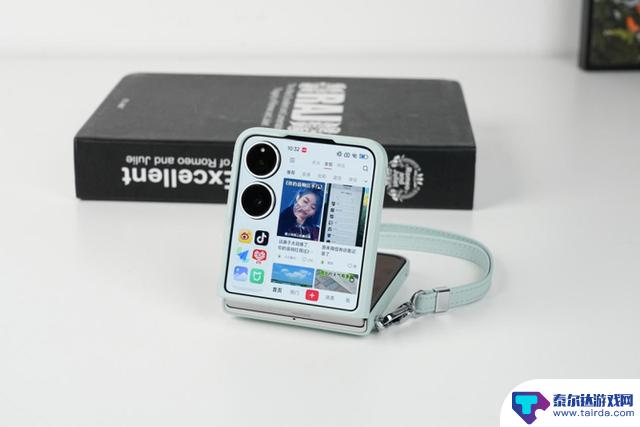 小米MIX Flip 2手机评测:折叠屏新宠,女性时尚必备单品