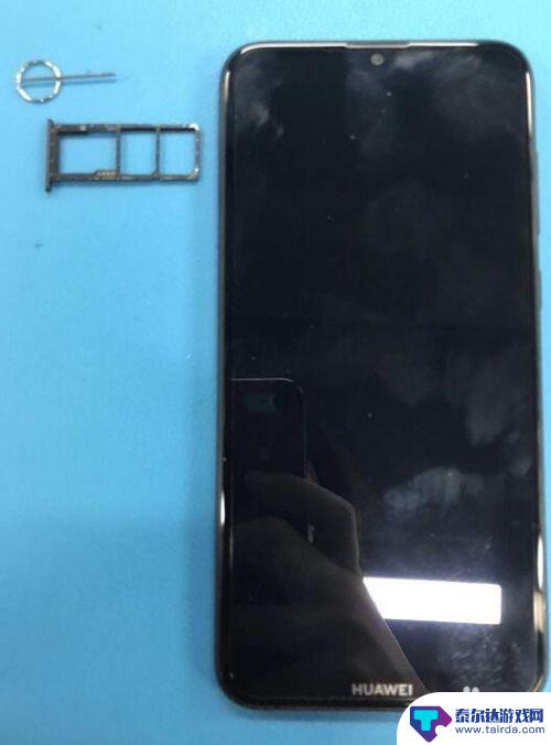 怎么样把手机卡放进去 怎样把手机卡插入华为手机